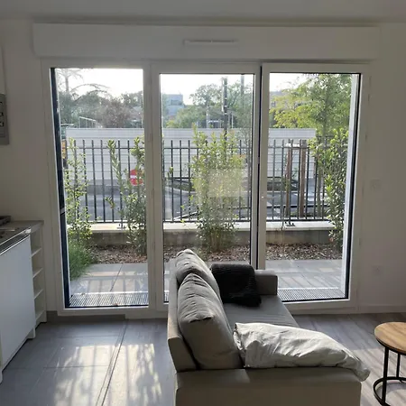 Cosy Situe A Colombes