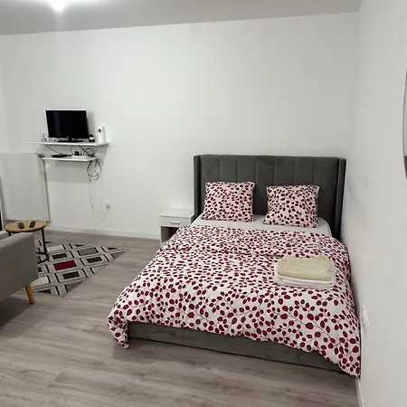 Cosy Situe A Colombes *