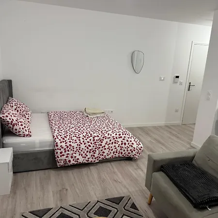 Cosy Situe A Colombes *