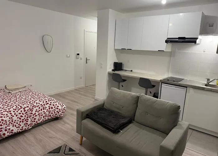 Cosy Situé à Colombes * Bois-Colombes